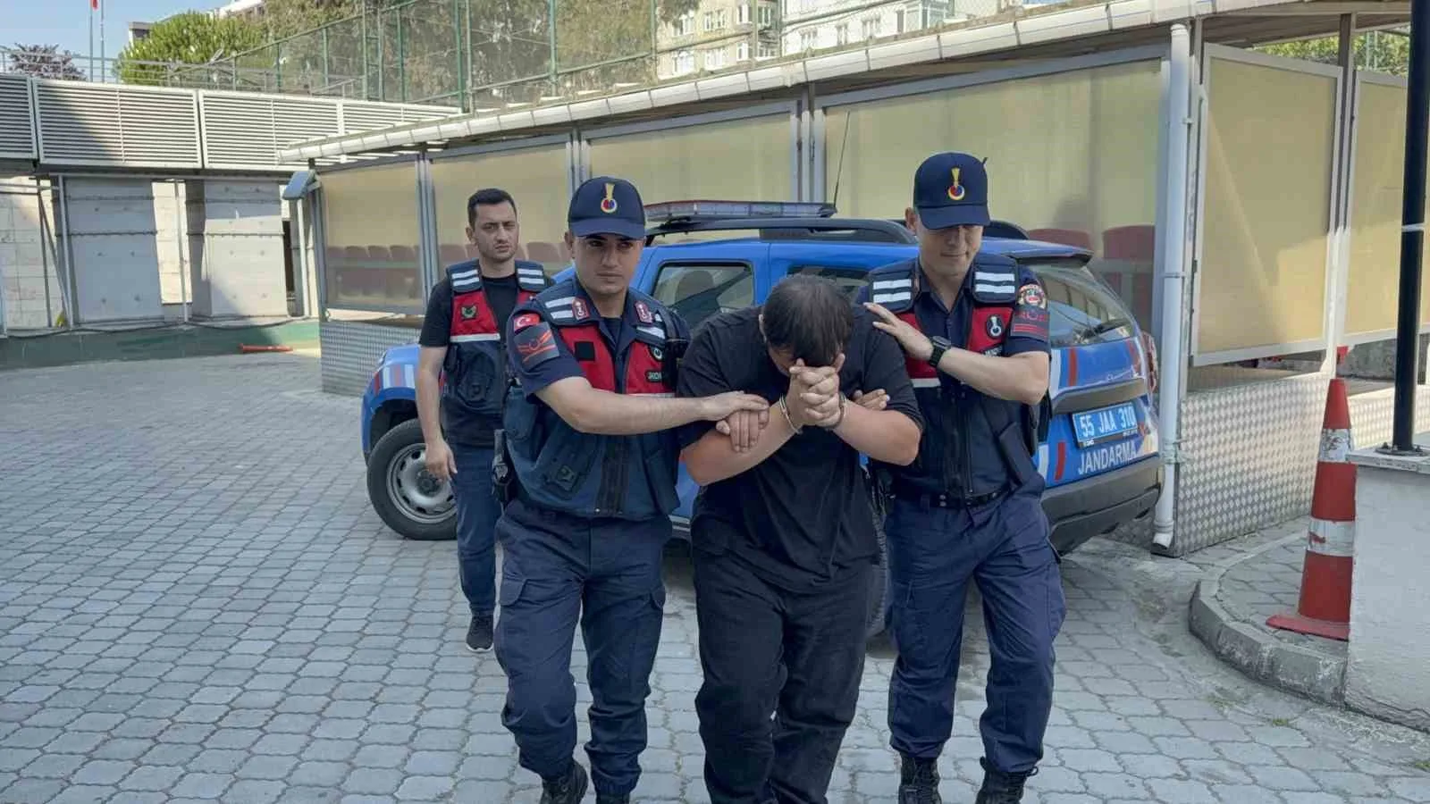 Odunluğa saklanan 4 bin 531 uyuşturucu hap ele geçirildi: 1 tutuklama