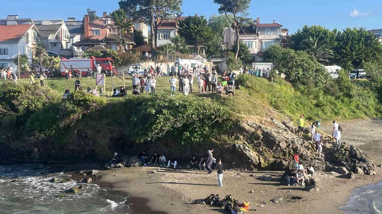 Ordu’da denizde dalgalara kapılan 17 yaşındaki çocuğu arama çalışmaları sürüyor