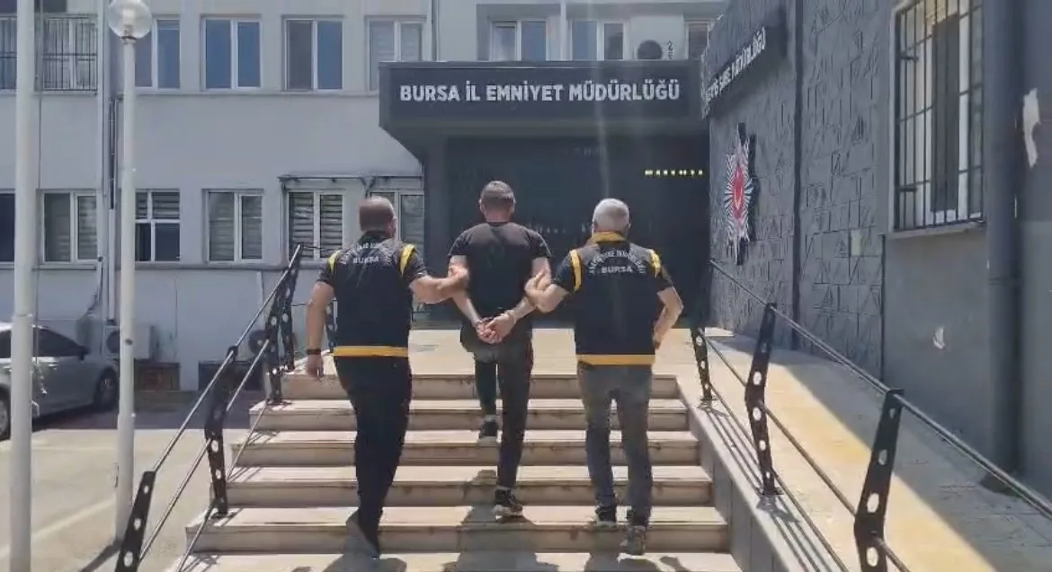 Pompalı dehşetinin şüphelisi Cinayet Büro ekiplerine yakalandı