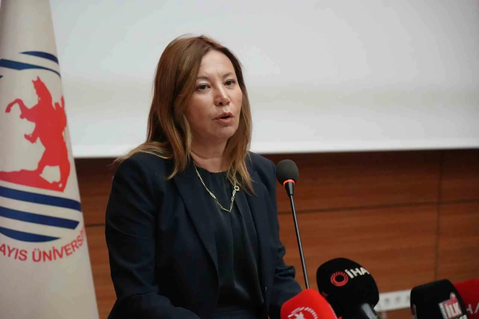 Rektör Aydın: "15 Temmuz, istikbalimize ipotek koymaya çalışanları hayal kırıklığına uğrattı"