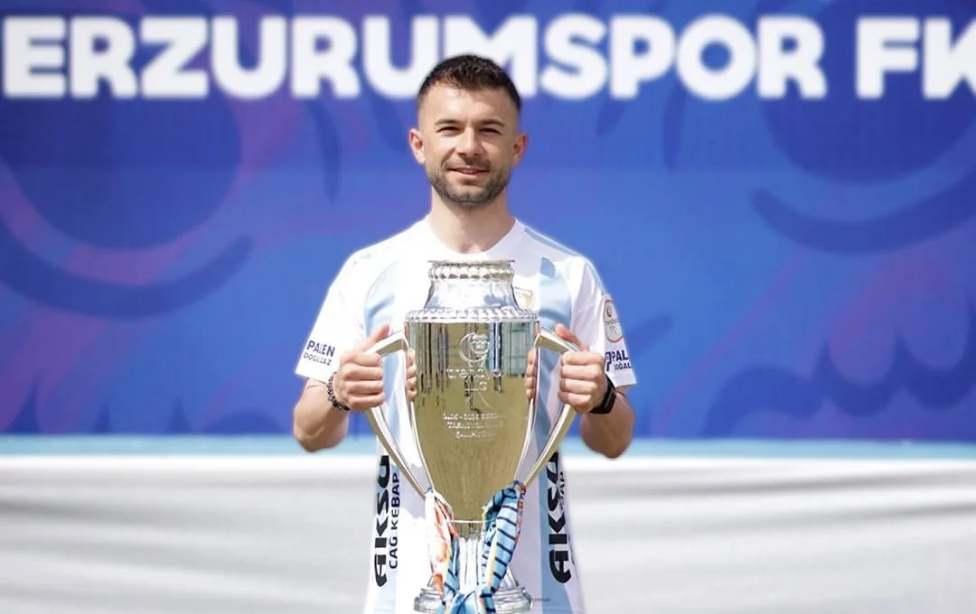 Salih Sarıkaya, Erzurumspor FK’ya veda etti