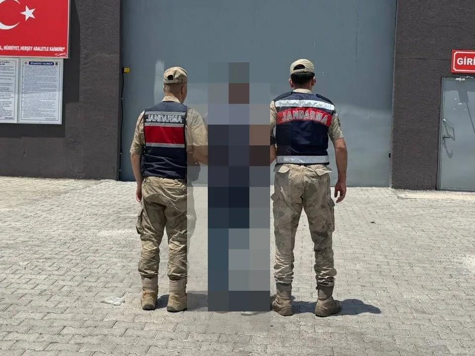 Tehdit suçundan aranan şahıs yakalandı