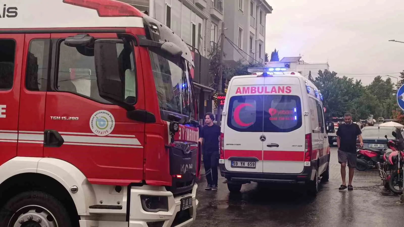 Tekirdağ’da yangın paniği: Yoğun duman üzerine çok sayıda ekip sevk edildi