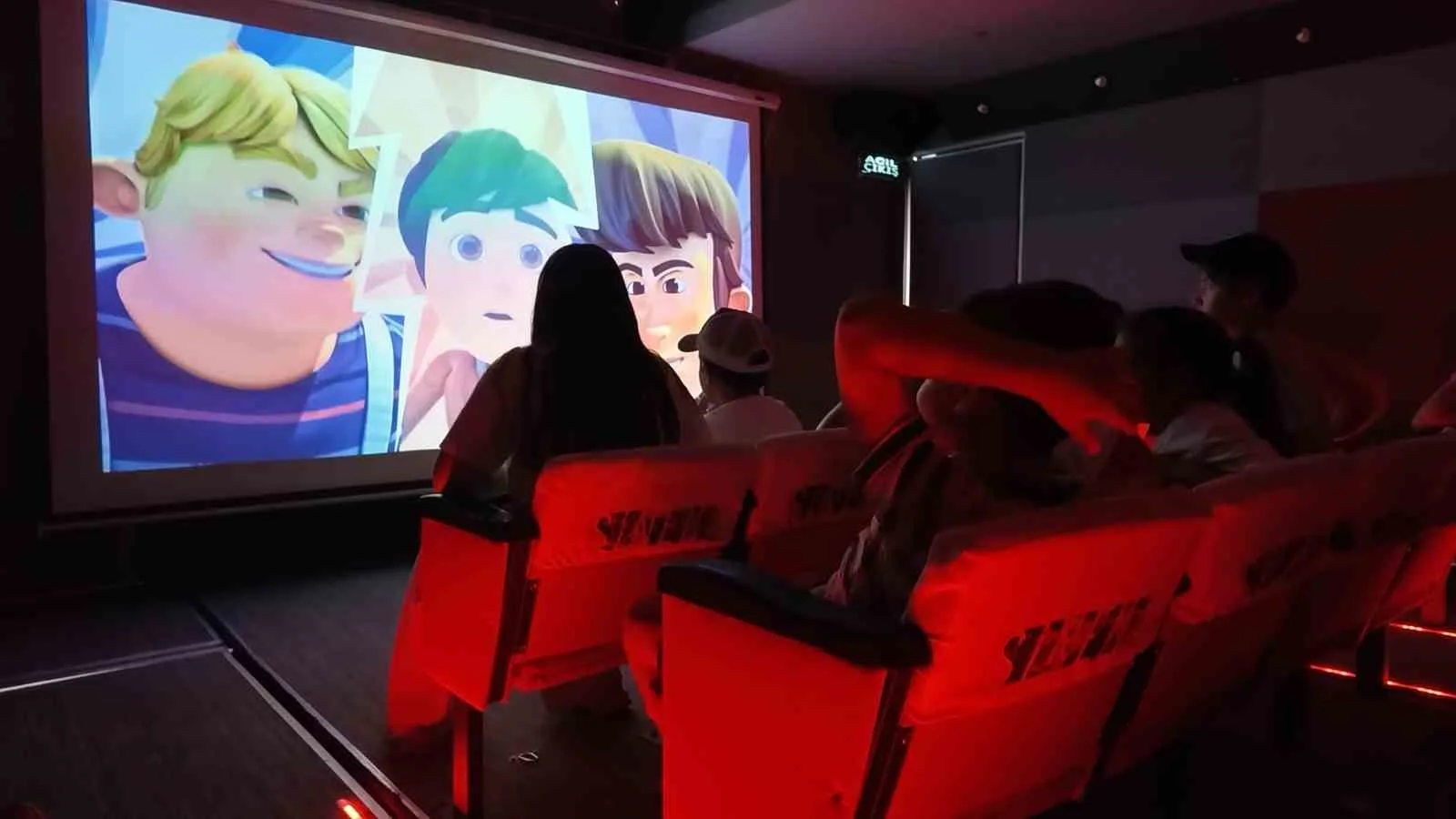 TRT sinema tırı, Kırıkkale’de çocuklarla buluştu