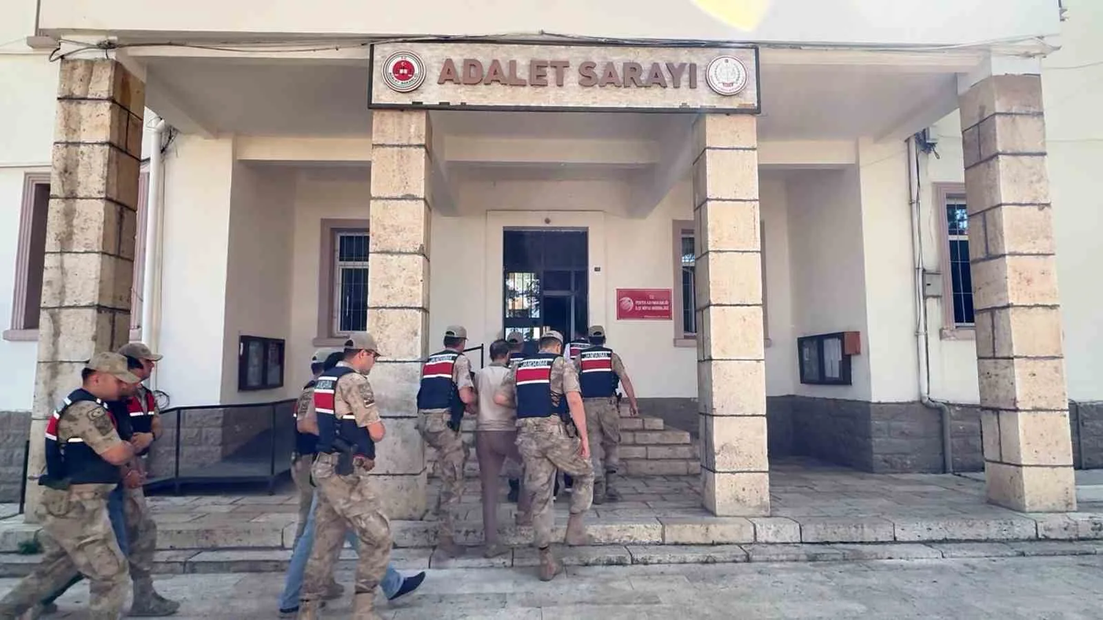 Tunceli merkezli siber dolandırıcılık operasyonu: 11 tutuklama