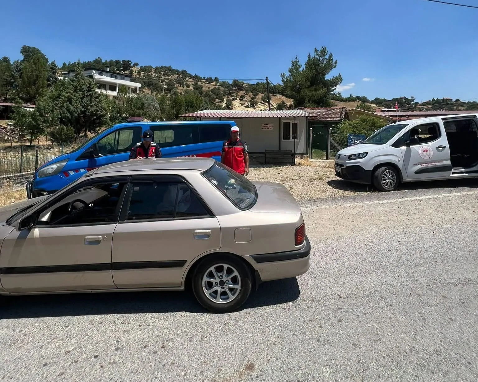 Uşak’ta hayvan nakillerine yönelik yol denetimleri sürüyor