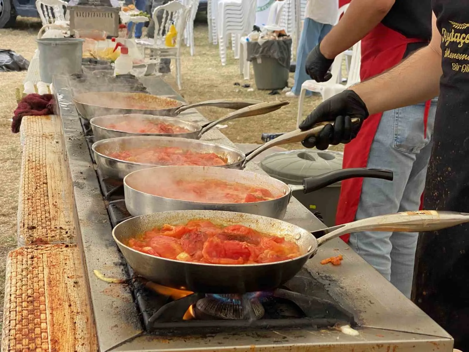 Yaklaşık 10 bin kişi Çakallı Menemen Festivali’nde buluştu