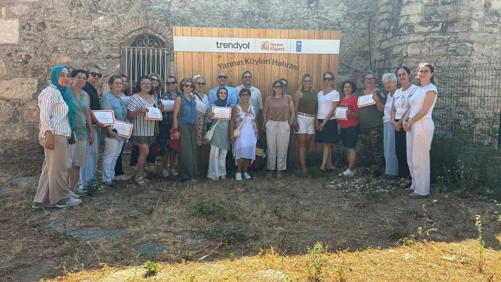 Yarının Köyleri, üreticilere sunduğu desteği yapay zekâ eğitimleriyle güçlendiriyor