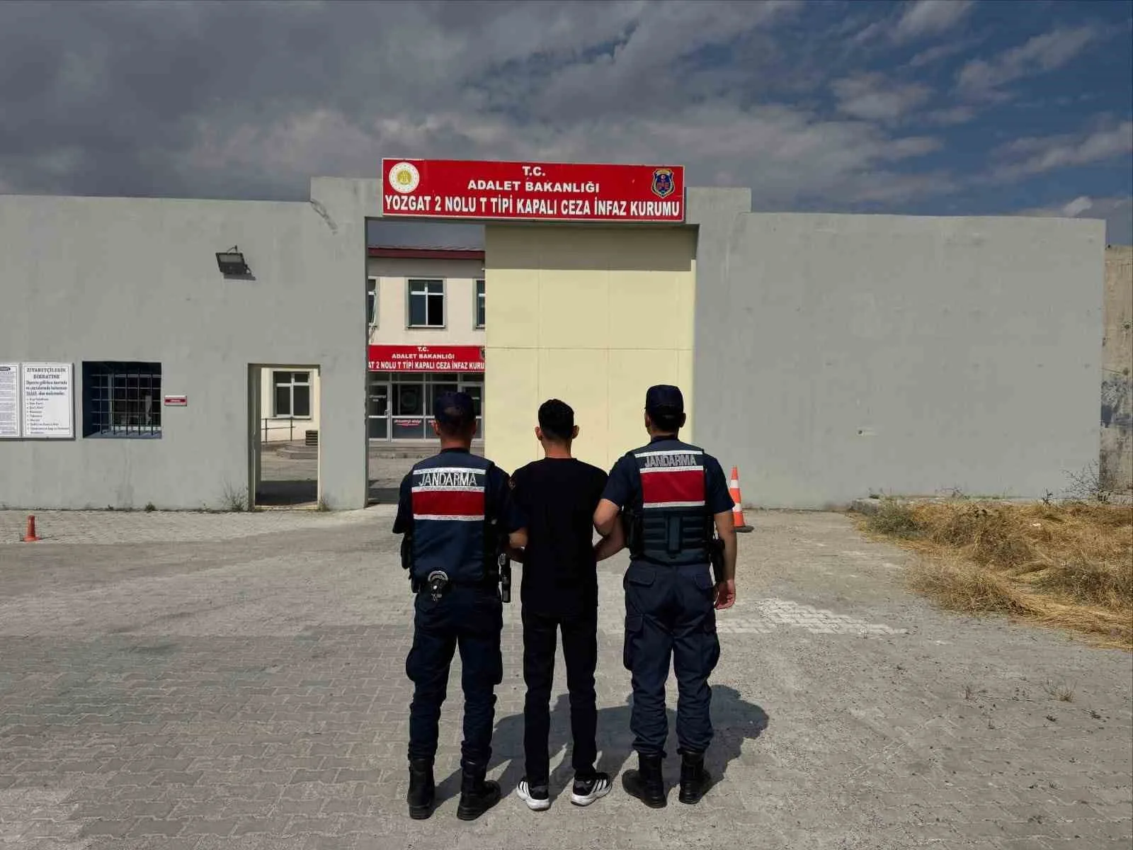 Yozgat’ta 6 yıl hapis cezası bulunan firari hükümlü yakalandı